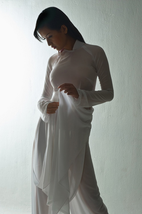 mai phuong thuy